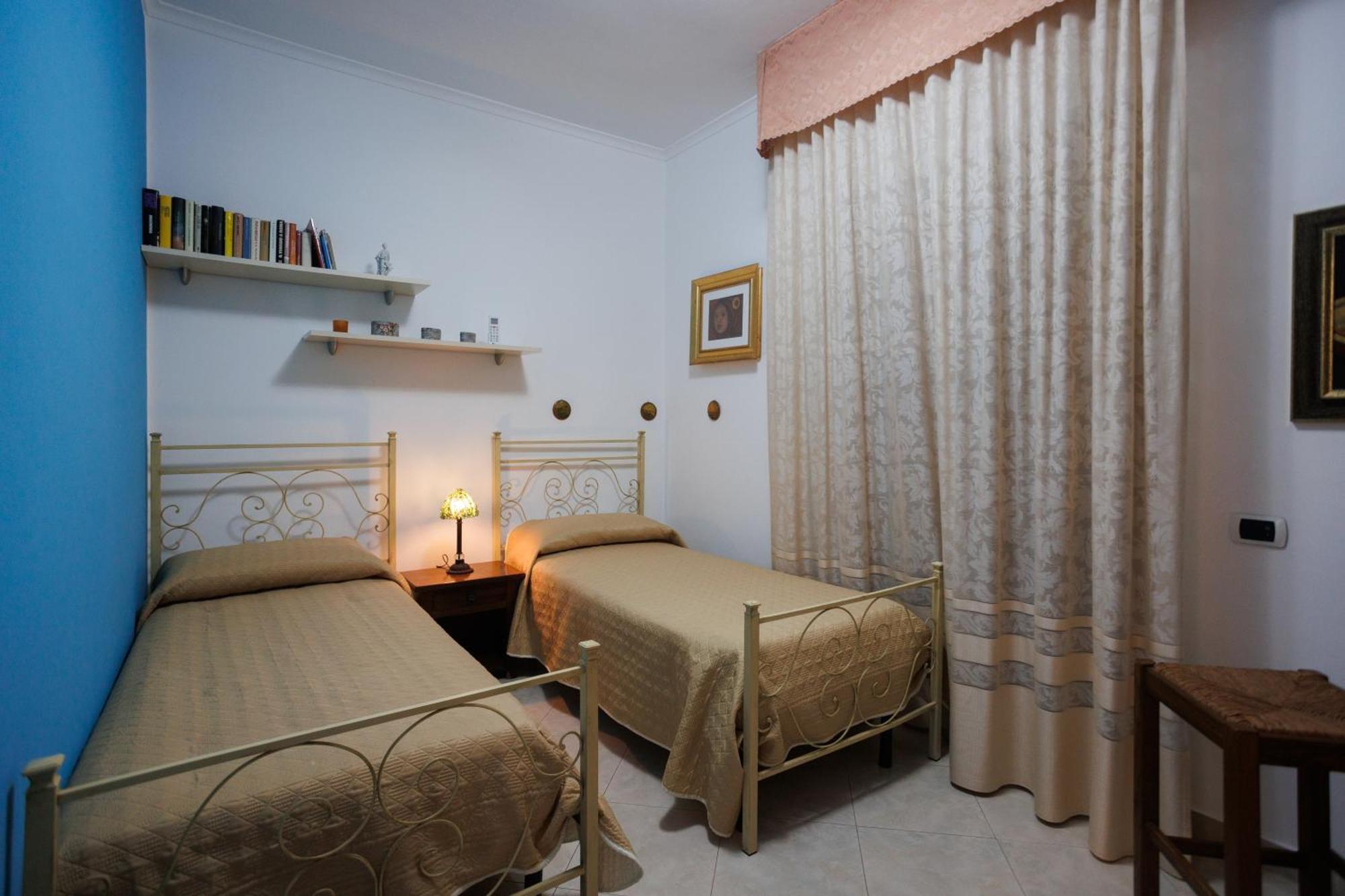 The Lemon Tree House Scalea Exterior foto